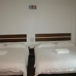 Cozy Riverside Hotel